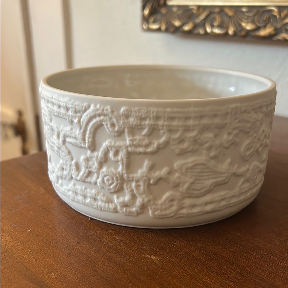 Intricate Heinrich White Embossed Bowl from Germany